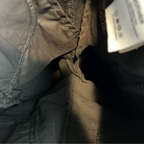 New MOTHER The Pixie Dazler Ankle Fray in Not Guilty, Size 24 - Picture 9 of 12